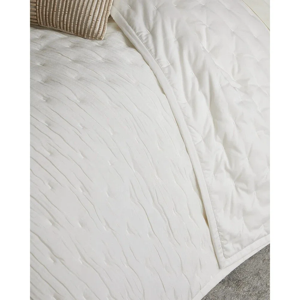 Donna Karan Luxury Meditate King Quilt Comforter Ivory Linen Silk Machine Wash